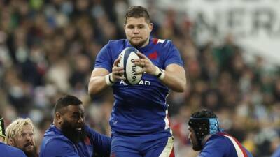 Rugby - Flamboyant France thrash hosts Scotland 36-17