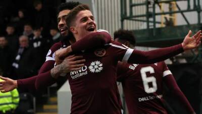 St Mirren 0-2 Hearts: Robinson tenure begins with defeat for 10-man hosts