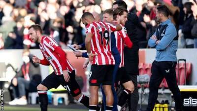 Christian Eriksen - Thomas Frank - Mathias Jensen - Ryan Fraser - Christian Eriksen: Brentford midfielder makes first appearance since cardiac arrest - bbc.com - Finland - Denmark -  Copenhagen