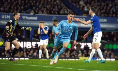 Foden pounces on error to give Manchester City win at Everton