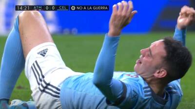 Aspas y el Celta indignados: no entienden que lo que le hizo Giménez no fuera roja - en.as.com - Madrid