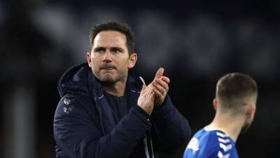 Lampard mystified as VAR denies Everton late penalty in Man City loss