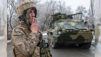 Olaf Scholz - Volodymyr Zelenskyy - Ukraine war: Russian army continues Kyiv assault as Germany sends weapons - euronews.com - Russia - Ukraine - Germany - Eu - Romania - Hungary - Poland - Moldova - Slovakia