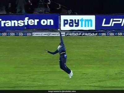 Watch: Sri Lanka's Binura Fernando Takes Sensational Catch To Dismiss Sanju Samson In 2nd T20I