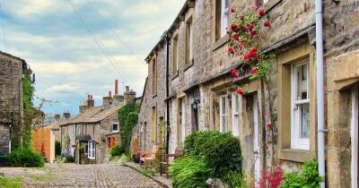 Gorgeous market town with pretty cottages and stunning views of the Yorkshire Dales - manchestereveningnews.co.uk - Manchester