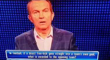 When Bradley Walsh Was Left Absolutely Baffled By A Confusing Football Question On 'The Chase'
