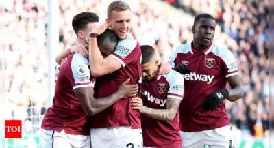 Tomas Soucek - Lukasz Fabianski - EPL: Soucek seals vital win for West Ham over Wolves - timesofindia.indiatimes.com - Manchester