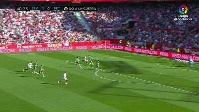 Luis Díaz - La calamitosa acción de la sorpresa en el once por la que le van a llover críticas a Pellegrini - en.as.com - Madrid