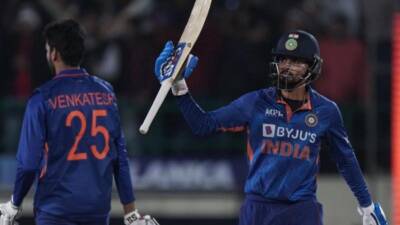 Red-hot Iyer leads India T20 series sweep