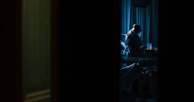 'Every shift is a knife edge': How Omicron brought our NHS - and its staff - 'one admission away from disaster' - manchestereveningnews.co.uk - Manchester