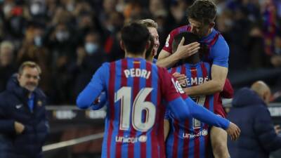 Dani García - Raúl García - BARCELONA 4- ATHLETIC 0 | Pedri dirige un arsenal - en.as.com -  Memphis