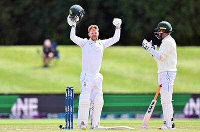 Stunning Verreynne century puts Proteas within touching distance of epic NZ win