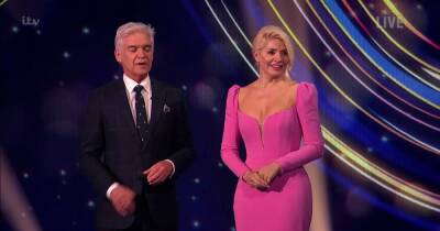 Holly Willoughby and Phillip Schofield suffer awkward moment on ITV Dancing On Ice as fans blast show as being 'spoiled'