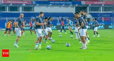 ISL: Hyderabad, Jamshedpur fight for League Shield