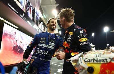Daniel Ricciardo praises McLaren team for solid test display