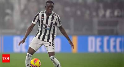 Juve's Zakaria out for three weeks with thigh injury