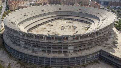 El Valencia oferta la cubierta del Nou Mestalla como granja solar