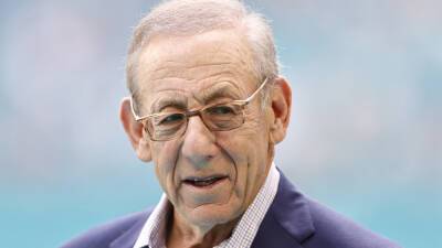Clay Travis - Brian Flores - Denver Broncos - Stephen Ross - Dolphins owner Stephen Ross responds to Brian Flores' allegations: 'False, malicious and defamatory' - foxnews.com - Florida - county Miami - New York - county Garden