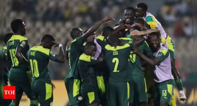 Aliou Cisse - Africa Cup of Nations: Sadio Mane and Senegal break Burkina Faso hearts to reach final - timesofindia.indiatimes.com - Algeria - Egypt - Ethiopia - Cameroon - Senegal - Burkina Faso -  Yaounde -  Cairo