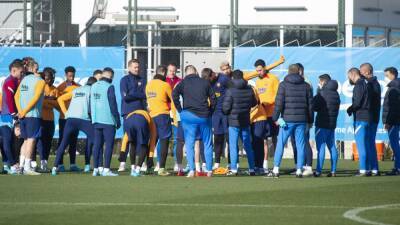 Ferran Torres - Eric Garcia - Luuk De-Jong - El Barça - Barcelona | Una foto descompensada - en.as.com - Manchester -  Memphis