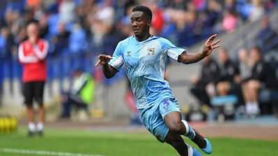 Nathan Jones - Fred Onyedinma - 3 free-agents Luton Town could try to sign following Nathan Jones’ recent comments - msn.com - Manchester -  Luton -  Coventry
