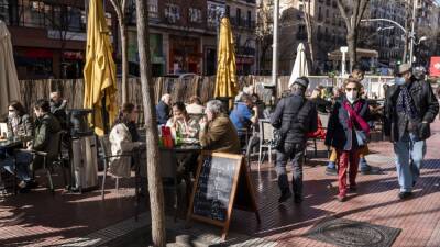 COVID en España, en directo hoy: Ómicron, restricciones, vacunas, nuevas cepas... | Última hora