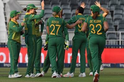 Nadine De-Klerk - Ismail, Wolvaardt help SA to easy win over WI, sets up series decider - news24.com - South Africa -  Johannesburg