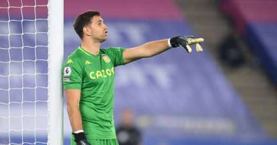James Macatee - Emi Martinez celebrates with trophy after national team win - msn.com - Brazil - Colombia - Argentina