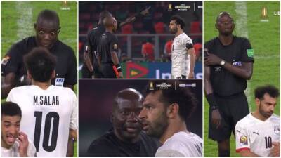 Mohamed Salah - AFCON: Mohamed Salah's argument with referee at FT of Egypt v Cameroon has gone viral - givemesport.com - Egypt - Cameroon - Senegal - Gambia - Ivory Coast - Liverpool