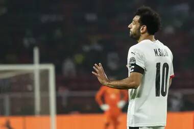 Carlos Queiroz - Mohamed Salah's Furious Row With Referee Is The 'Most Animated And Angry He's Ever Been' - sportbible.com - Egypt - Cameroon - Senegal