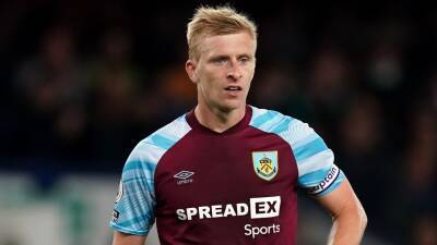 Sean Dyche - Roy Hodgson - Ben Mee backs ‘handful’ Wout Weghorst to make Premier League impact - bt.com