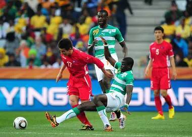 When Emmanuel Eboue Pretended To Understand North Korea's Tactics During World Cup Game