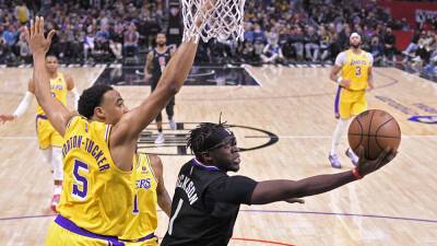 Anthony Davis - Russell Westbrook - Austin Reaves - Reggie Jackson - Reggie Jackson's layup propels Clippers to 1-point win over Lakers - foxnews.com - Los Angeles -  Los Angeles -  Davis