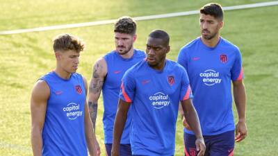 Suárez mira al once; Llorente y Kondogbia se apuntan al duelo