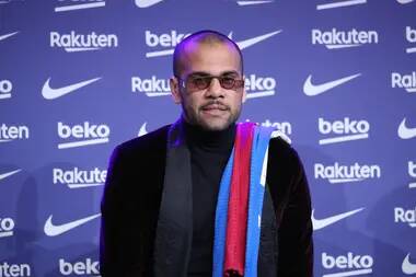 Dani Alves - Dani Alves' Reaction To Being Left Out Of Barcelona's Europa League Squad Revealed - sportbible.com - Brazil - Madrid