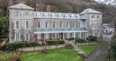 Huge 15-bed mansion with a cottage in the garden up for auction for £400,000 - manchestereveningnews.co.uk - Georgia - Birmingham