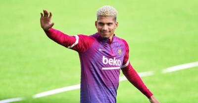Ronald Araújo - Manchester United 'leading the chase' to sign Barcelona star and more transfer rumours - manchestereveningnews.co.uk - Manchester - Spain - Italy -  Boston -  Chelsea - Uruguay