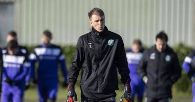 Jim Goodwin - Shaun Maloney - Harry Clarke - Kyle Magennis - Joe Newell - Josh Doig - Matt Macey - Paul Hanlon - Shaun Maloney ponders who will start at goalkeeper as Hibs boss to make two late fitness calls - msn.com