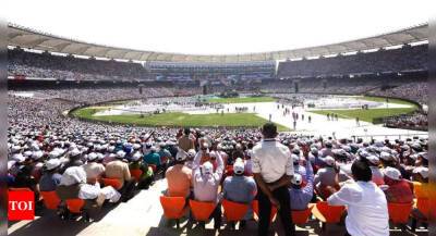 Sachin Tendulkar - Kapil Dev - Landmark moments of Indian cricket witnessed at the Motera Stadium - timesofindia.indiatimes.com - Australia - South Africa - India -  Kolkata