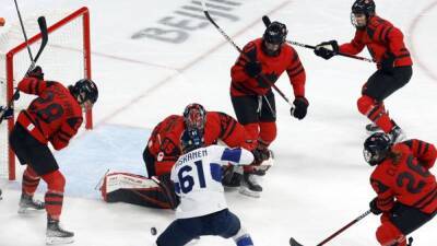 Ice hockey-Firestarter Fillier sets Canada on hot streak