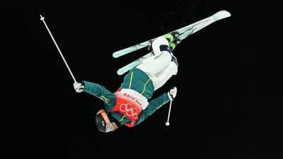 Beijing Winter Olympics: Australia's Matt Graham misses out on men's moguls final as Brodie Summers and Cooper Woods advance