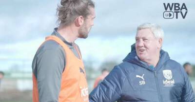 Steve Bruce reacts to 'bizarre' reunion with Andy Carroll and others after Newcastle exit