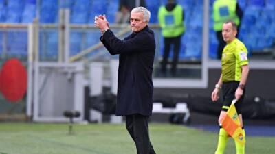 Tammy Abraham - Gianluca Mancini - Mou, enfurecido: "La Roma es pequeña ante el poder" - en.as.com