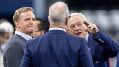 Roger Goodell - Stephen Ross - NFL to bolster inclusion policies, probe tanking claims following Flores' allegations - cbc.ca - New York