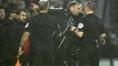 Ian Evatt - Stephen Robinson - Morecambe 1-1 Bolton Wanderers: League One game stopped after 'barrage of abuse' - bbc.com - Manchester - county Cole