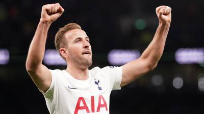 Graham Potter - Antonio Conte - Yves Bissouma - Harry Kane - Emerson Royal - Tottenham boss Antonio Conte praises Harry Kane’s ‘attitude and commitment’ - bt.com