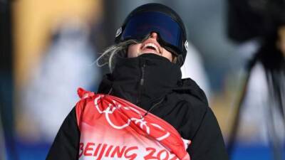 Tess Coady - Winter Olympics: Zoi Sadowski-Synnott wins gold in women's slopestyle final - bbc.com - Usa - Australia - New Zealand