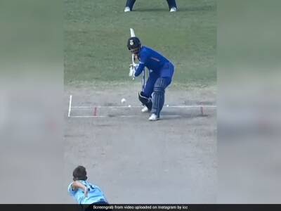 Yash Dhull - Vivian Richards - Watch: Dinesh Bana's Match-Winning Six In U19 World Cup Final Compared To MS Dhoni's Epic Maximum In 2011 World Cup Final - sports.ndtv.com - India - Sri Lanka
