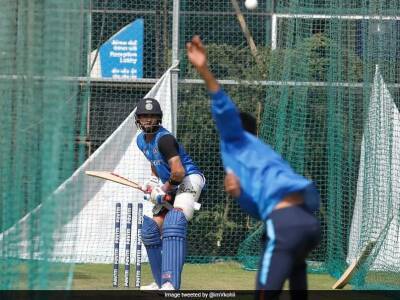 Virat Kohli - Sachin Tendulkar - India vs West Indies: Virat Kohli Shares Photos From Training Ahead Of 1st ODI vs West Indies. See Pics - sports.ndtv.com - Australia - India - county Garden -  Ahmedabad