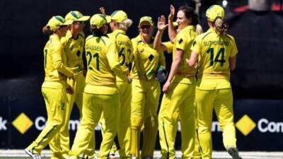 Women's Ashes: Australia beat England by five-wickets to seal Ashes series win